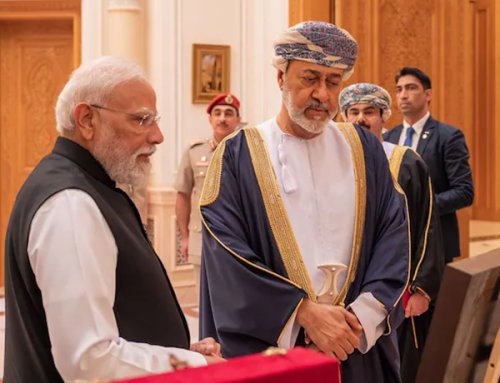 പ്രധാനമന്ത്രിയുടെ ഒമാൻ സന്ദർശനം Prime Ministers visit to Oman प्रधानमंत्री का ओमान दौरा പ്രധാനമന്ത്രി നരേന്ദ്ര മോദിക്ക് ആദരം; ‘ഓർഡർ ഓഫ് ഒമാൻ’ ബഹുമതി നൽകി